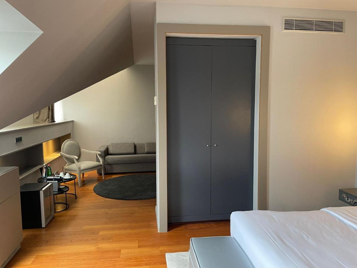 Hotel 987 Design